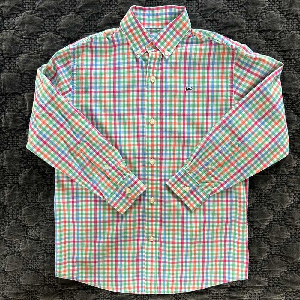 Vineyard Vines Boy Button-Down size S (8-10Y)
